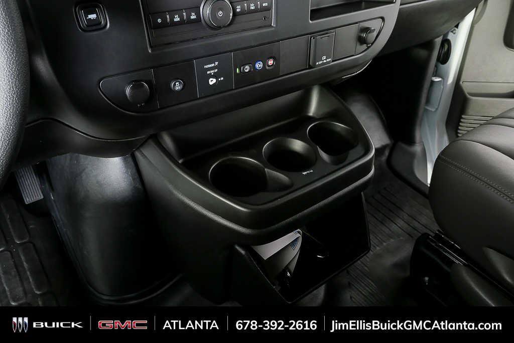 New 2025 GMC Savana 2500 w/ Driver Convenience Package RWD image 16