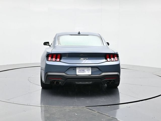 Used 2025 Ford Mustang GT Premium RWD image 8