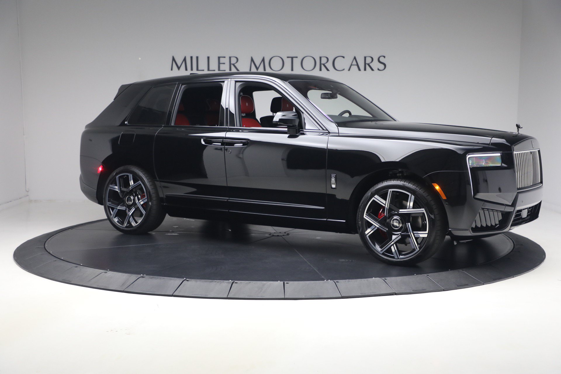 New 2027 Rolls-Royce Cullinan Black Badge AWD/4WD image 11