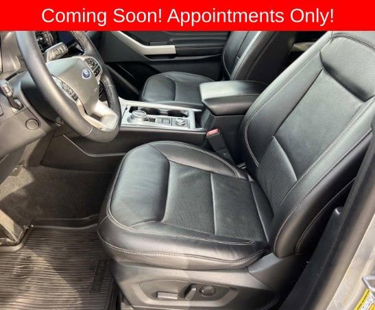 Used 2023 Ford Explorer Limited w/ Equipment Group 301A image 3