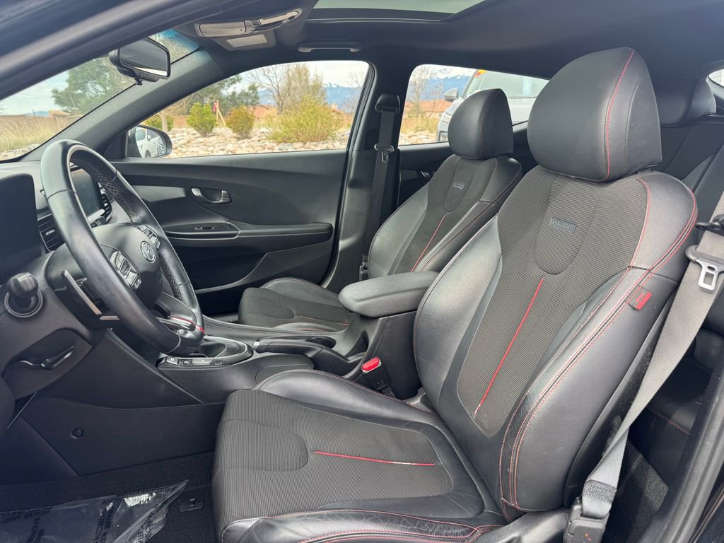 Used 2020 Hyundai Veloster 2.0 Premium FWD image 7