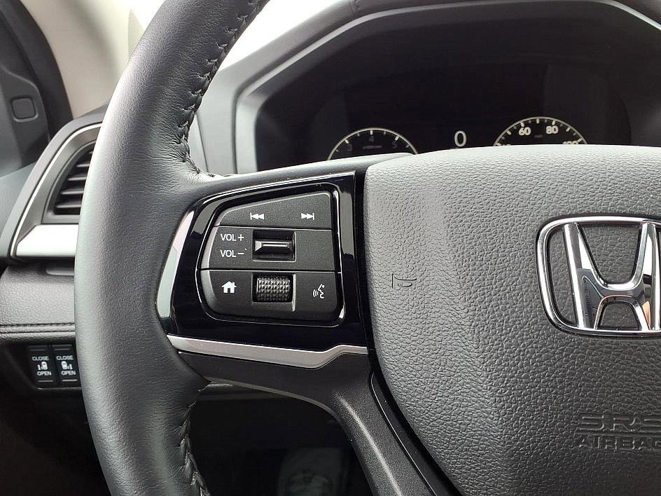Used 2025 Honda Odyssey EX-L image 34