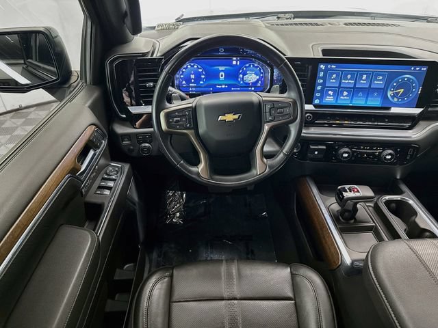 Used 2023 Chevrolet Silverado 1500 High Country AWD/4WD image 24