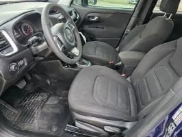 Used 2018 Jeep Renegade Latitude image 17