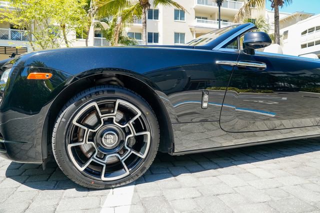 Used 2018 Rolls-Royce Dawn image 11