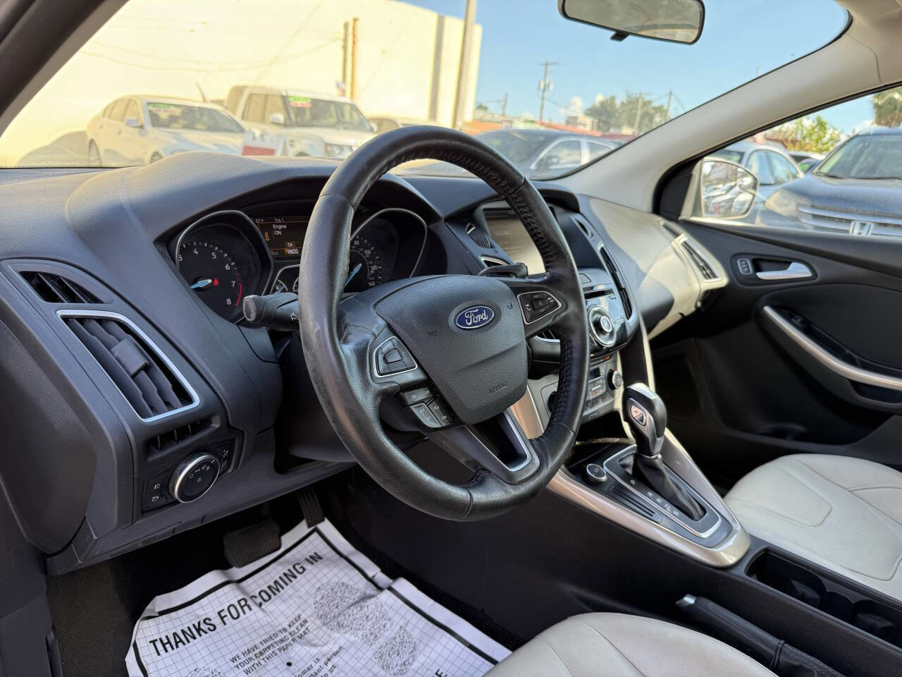 Used 2015 Ford Focus Titanium FWD image 12