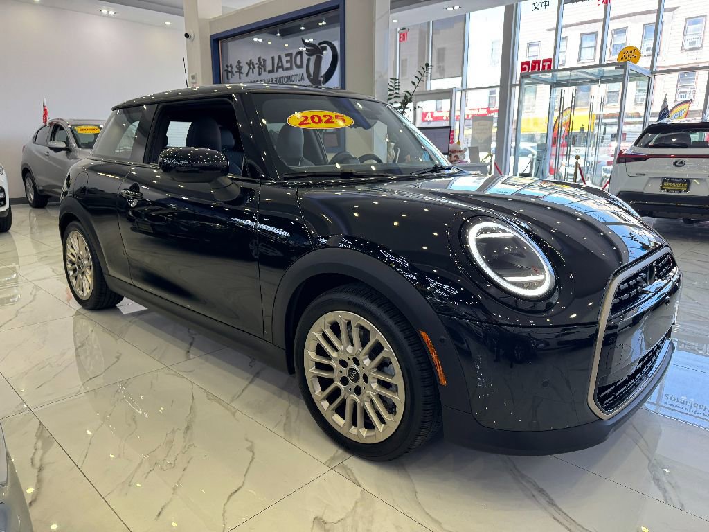 Used 2025 MINI Cooper S image 3