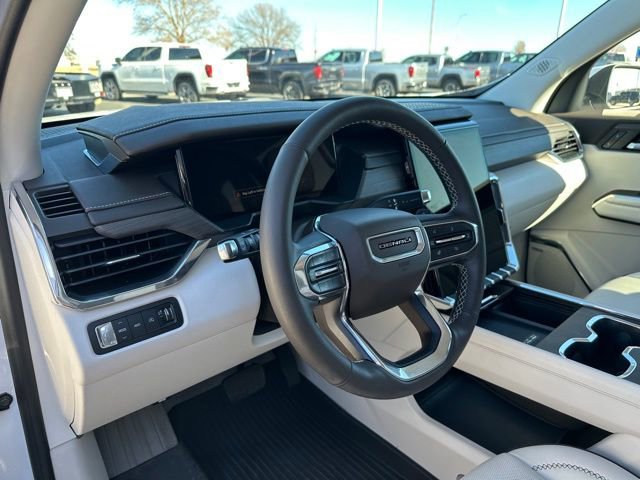 Used 2024 GMC Acadia Denali image 31