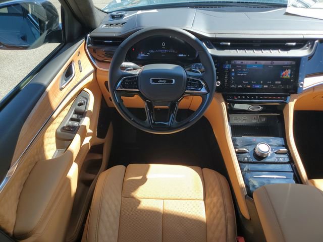 New 2026 Jeep Grand Cherokee Summit image 19