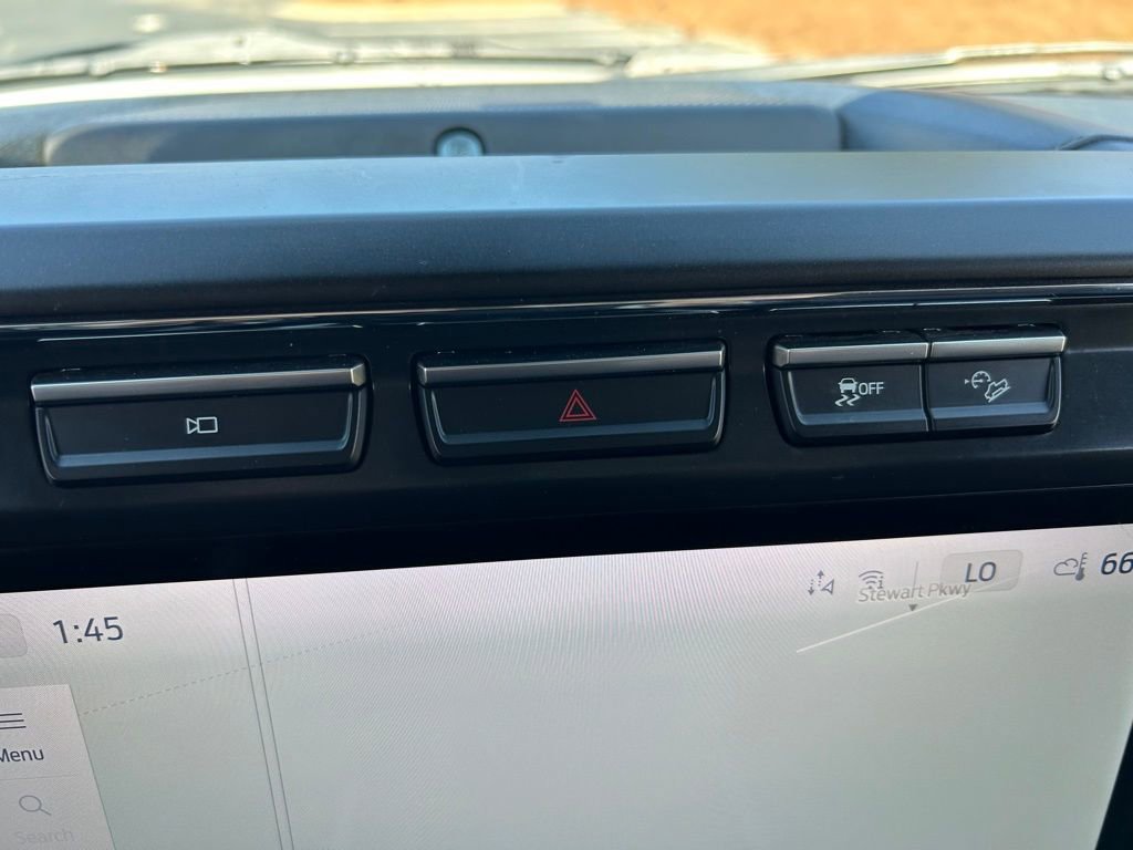 Used 2024 Ford F250 Lariat w/ FX4 Off-Road Package image 36