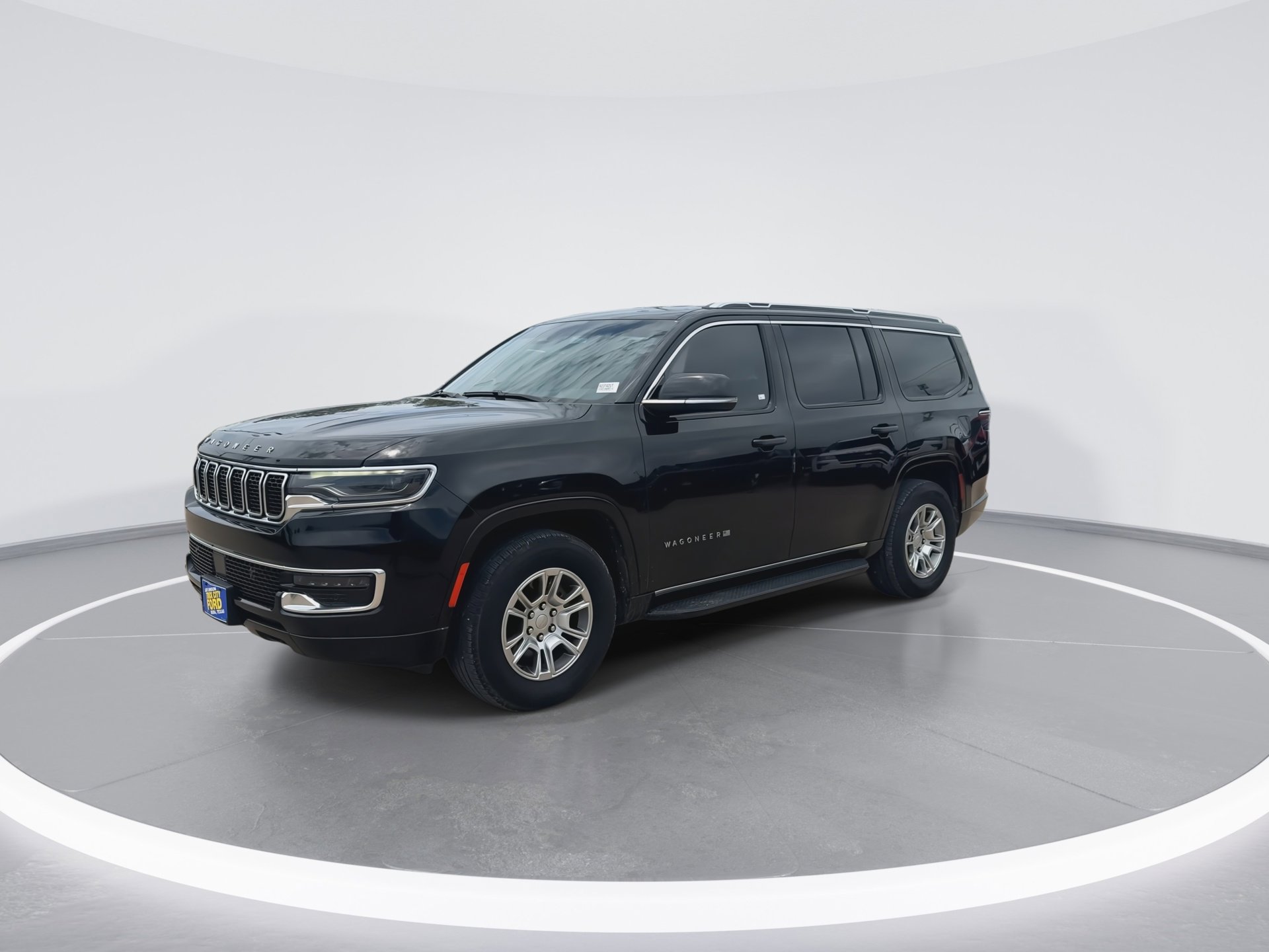 Used 2023 Jeep Wagoneer 4WD image 5