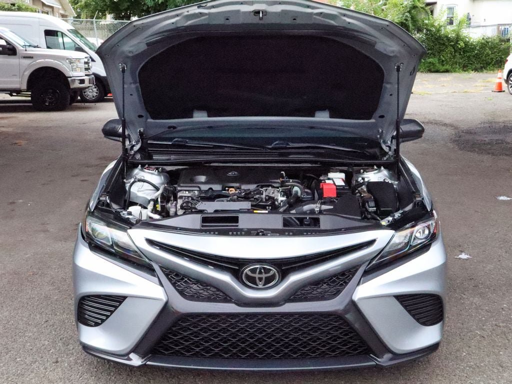 Used 2020 Toyota Camry LE FWD image 58