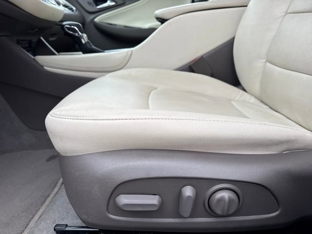 Used 2024 Chevrolet Malibu LT image 12