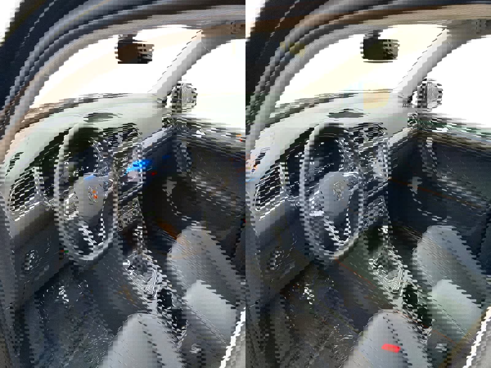 Used 2024 Volkswagen Tiguan Wolfsburg Edition image 2