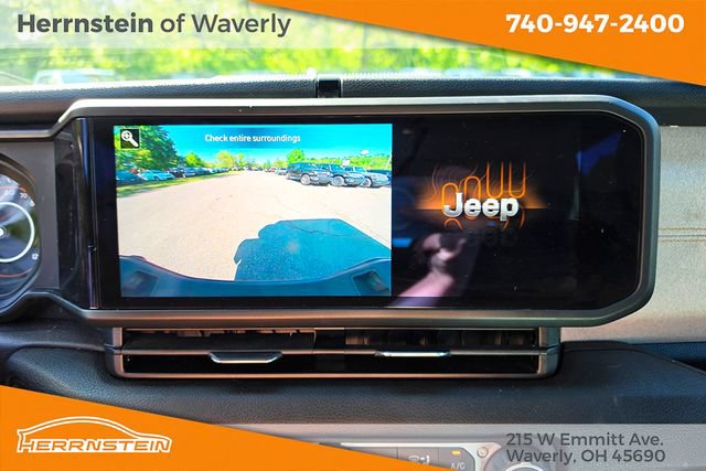 Used 2024 Jeep Gladiator Sport AWD/4WD image 15