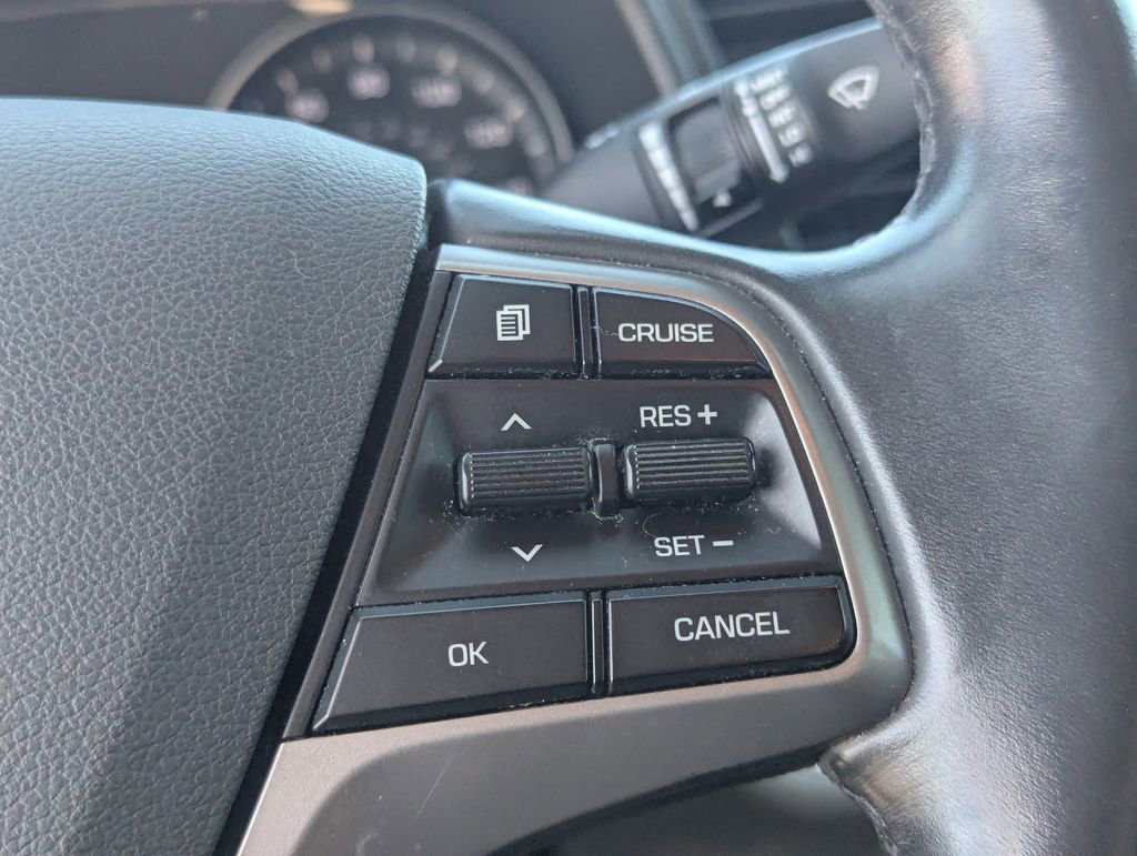 Used 2017 Hyundai Elantra SE w/ SE A/T Tech Package 03 image 19