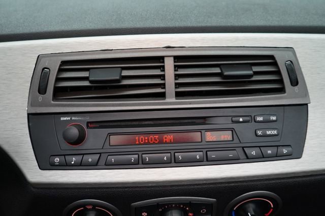 Used 2003 BMW Z4 2.5i image 34