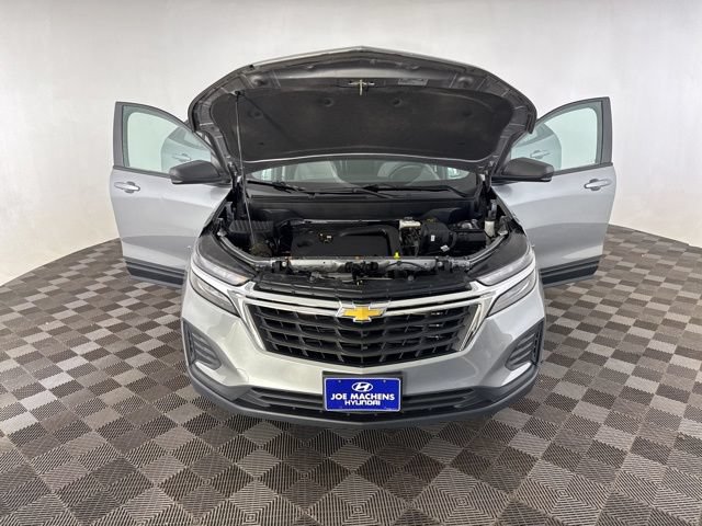 Used 2023 Chevrolet Equinox LS w/ LS Convenience Package FWD image 13