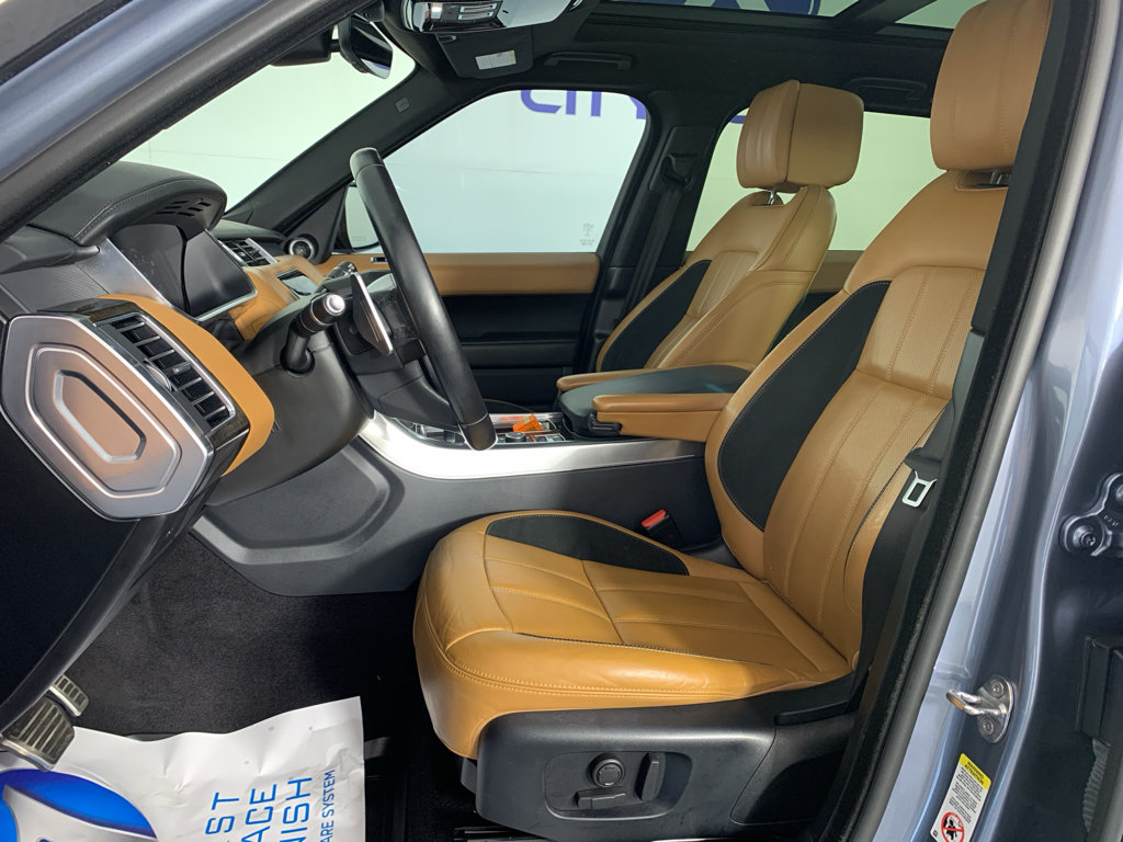 Used 2019 Land Rover Range Rover Sport Supercharged AWD/4WD image 14
