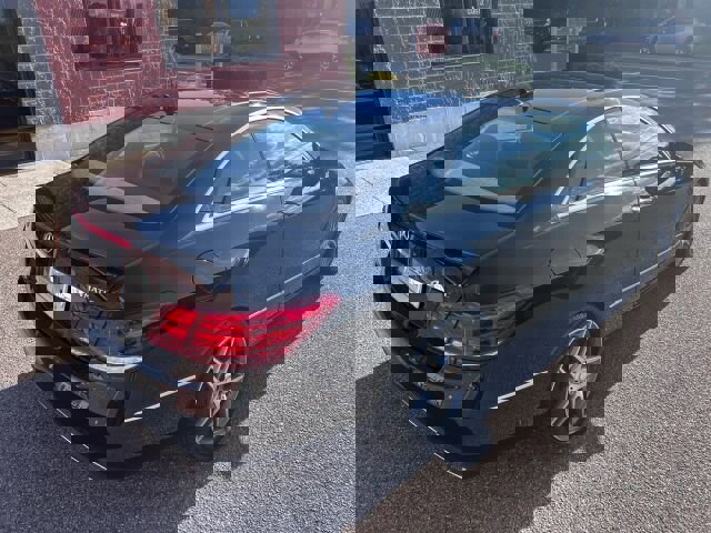 Used 2014 Mercedes-Benz E 350 4MATIC Coupe image 5