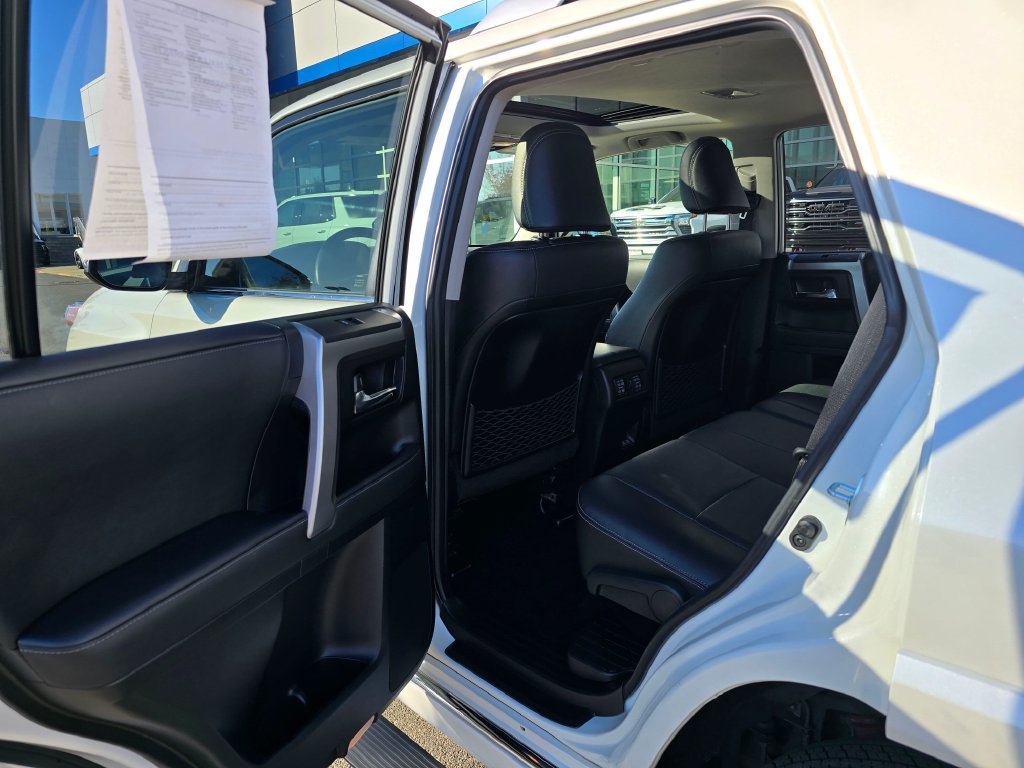 Used 2021 Toyota 4Runner Limited AWD/4WD image 15