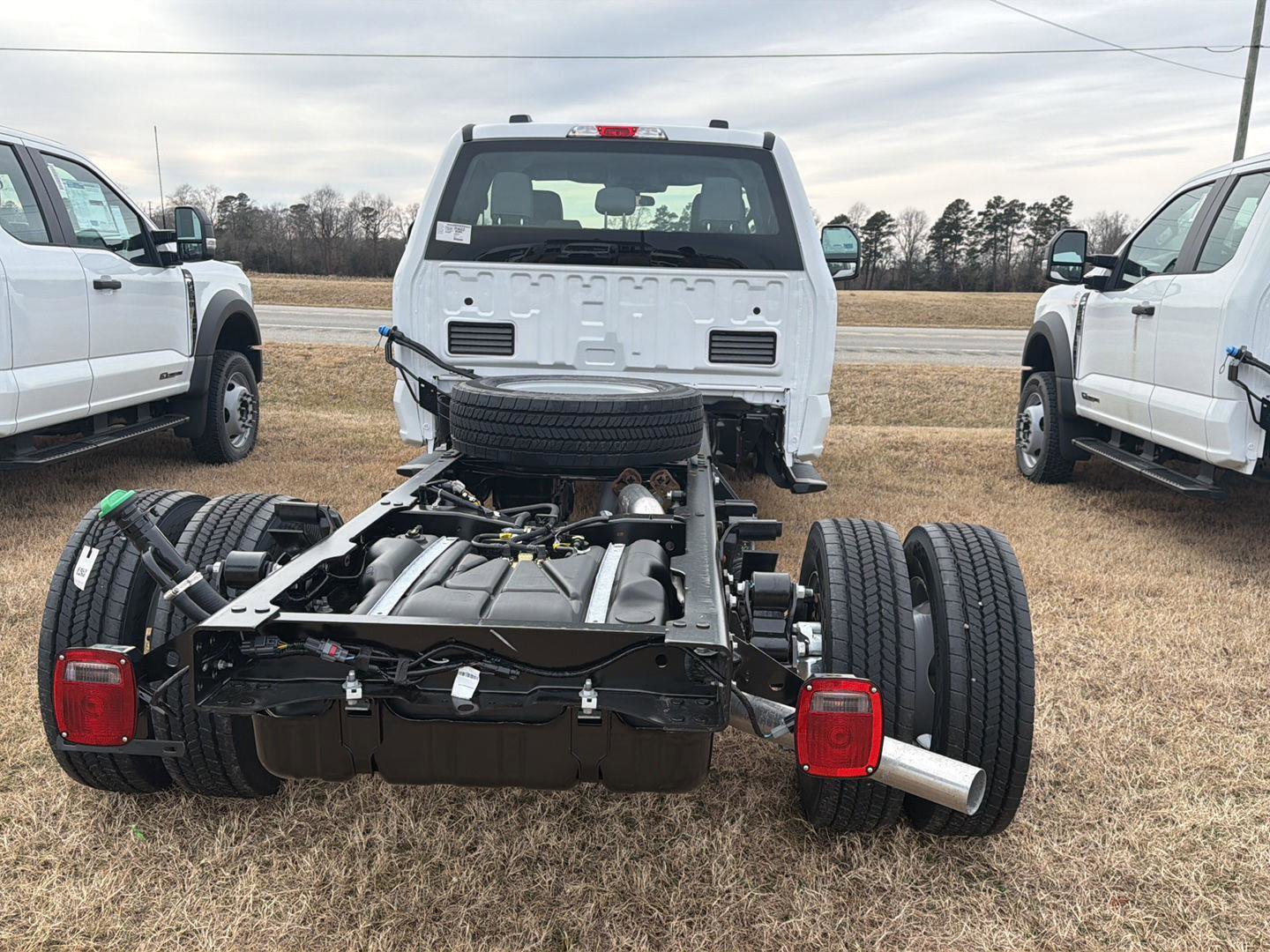 New 2026 Ford F550 XL image 8