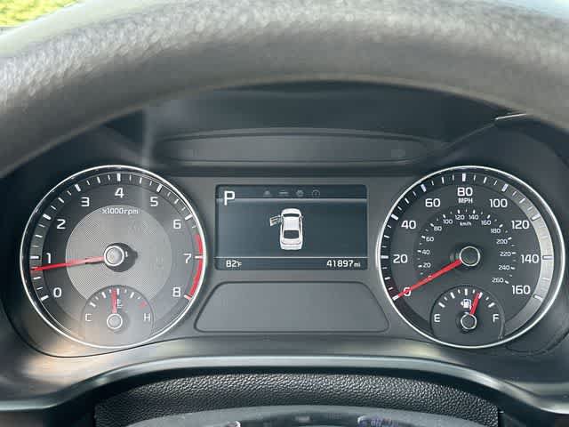 Used 2024 Kia Forte LXS w/ LXS Technology Package FWD image 6