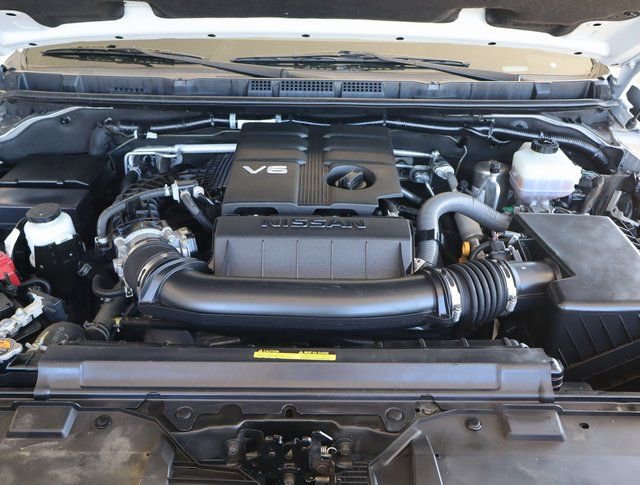 Used 2022 Nissan Frontier SV image 44