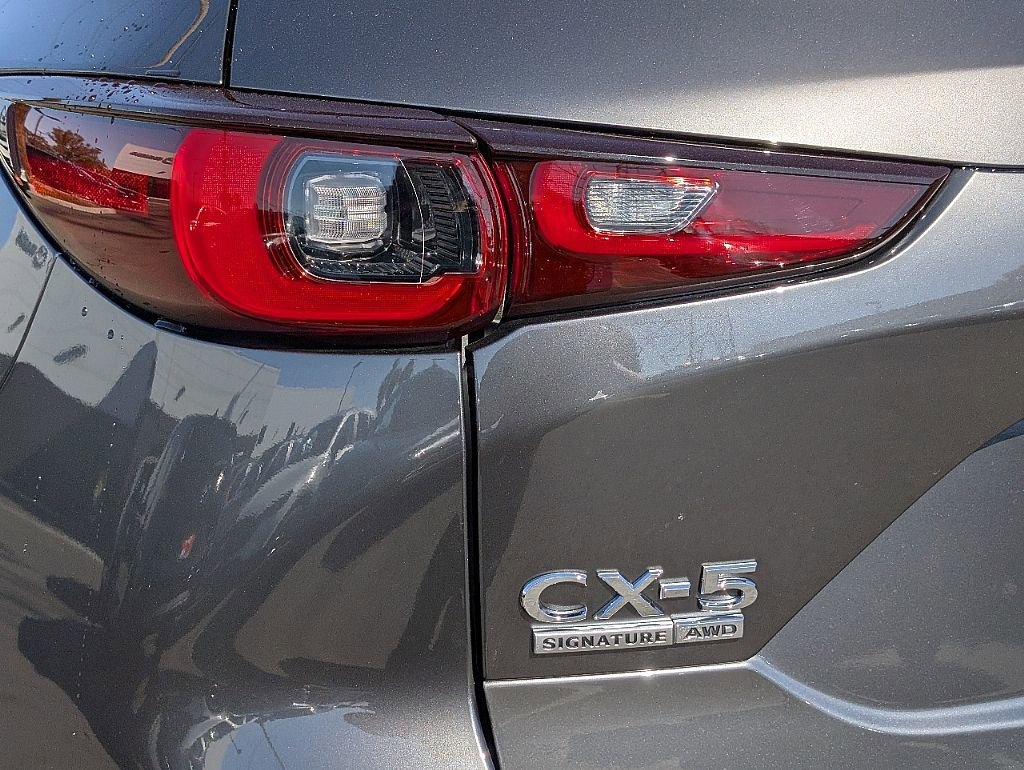 New 2025 MAZDA CX-5 Signature image 12