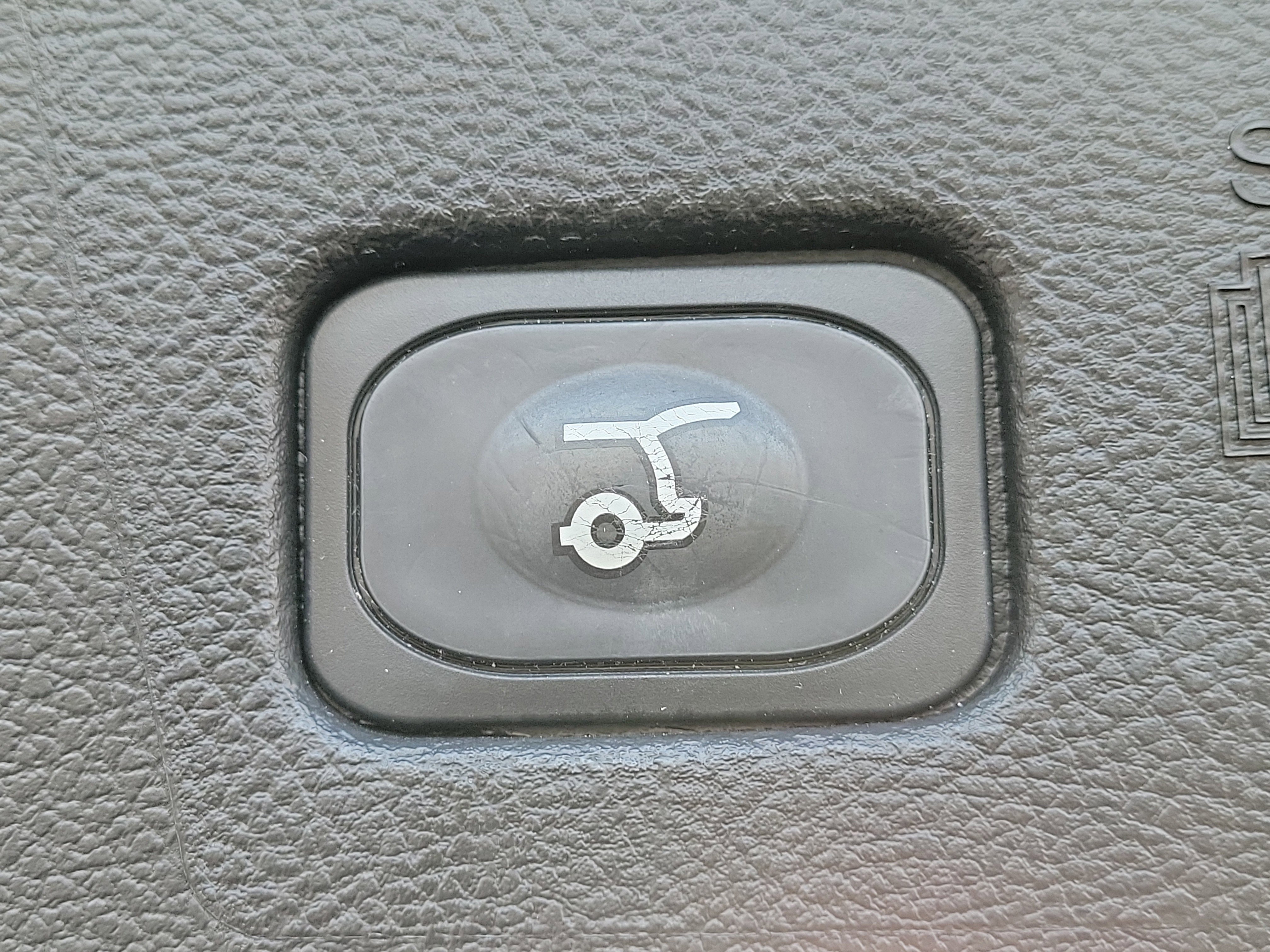 Used 2024 Ford Edge ST w/ Equipment Group 401A image 8