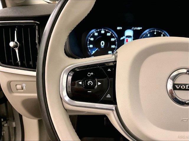Used 2017 Volvo S90 T6 Momentum w/ Vision Package AWD/4WD image 17