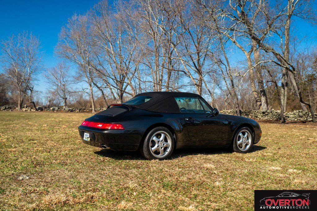 Used 1995 Porsche 911 Carrera RWD image 39
