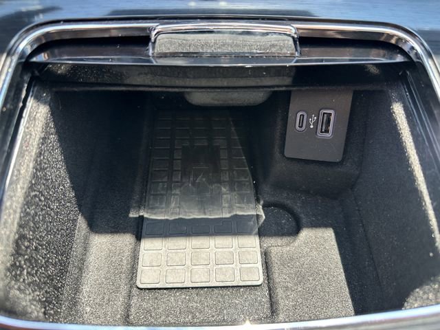 Certified 2023 Lincoln Nautilus Reserve w/ Equipment Group 202A image 25