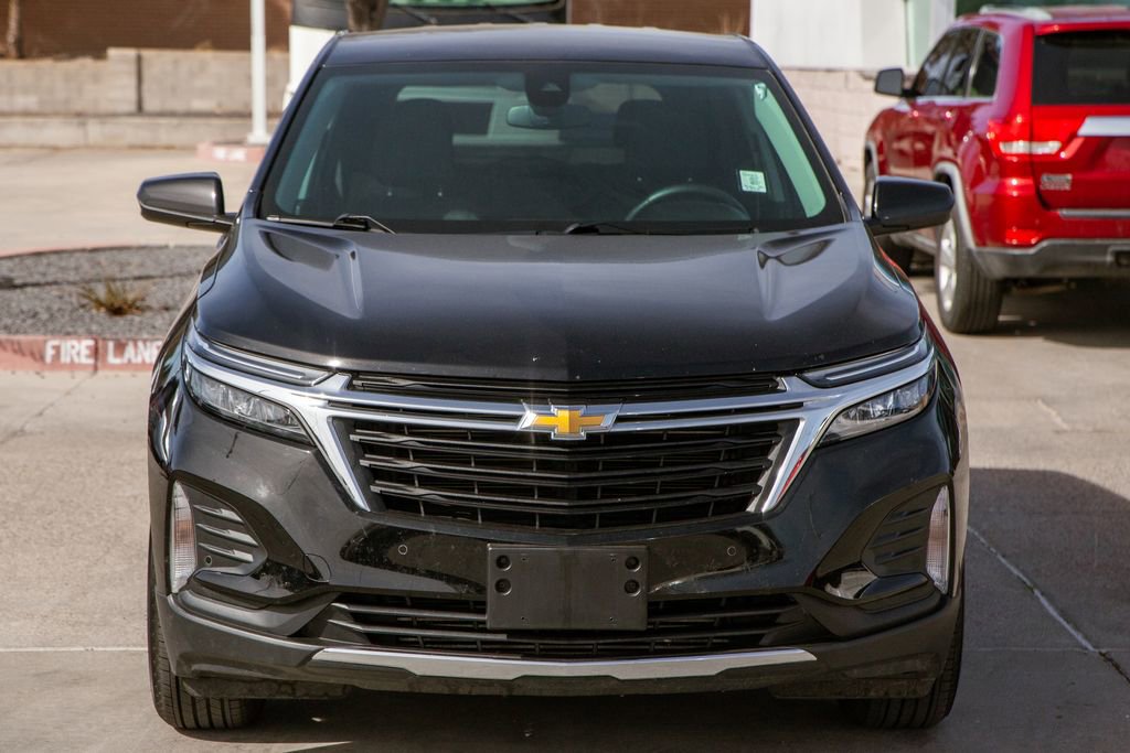 Used 2024 Chevrolet Equinox LT w/ Driver Convenience Package FWD image 3