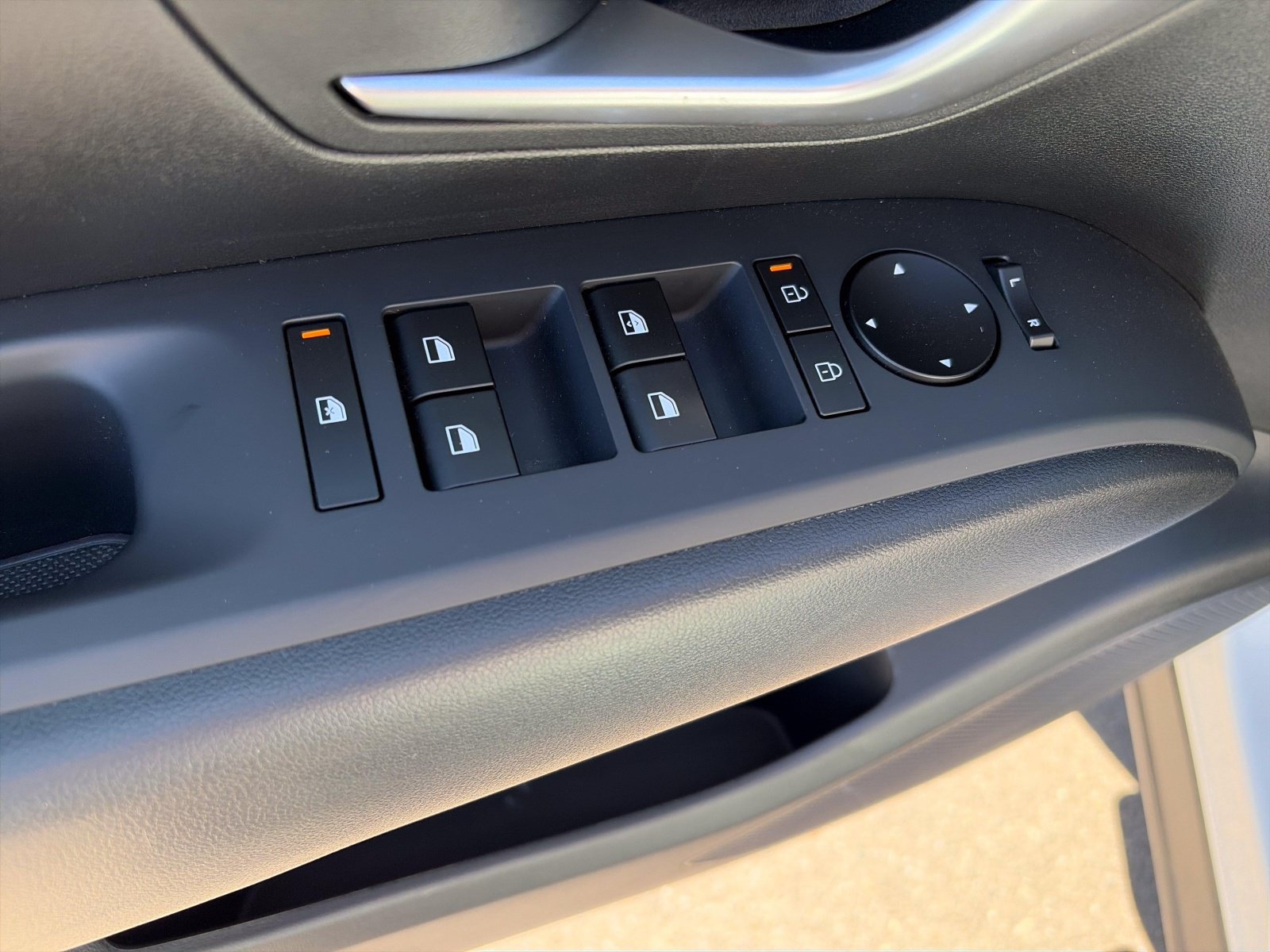 Certified 2025 Hyundai Santa Cruz SE AWD/4WD image 16