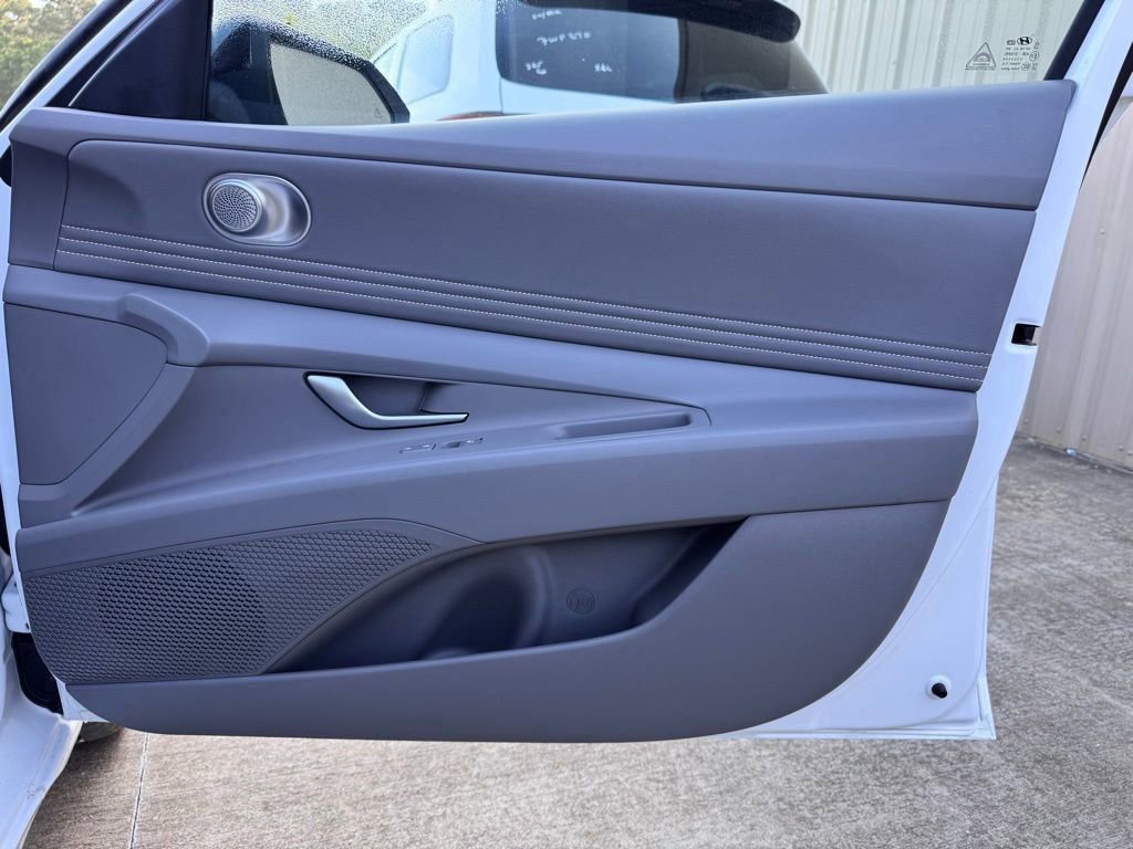 New 2026 Hyundai Elantra Sport image 17