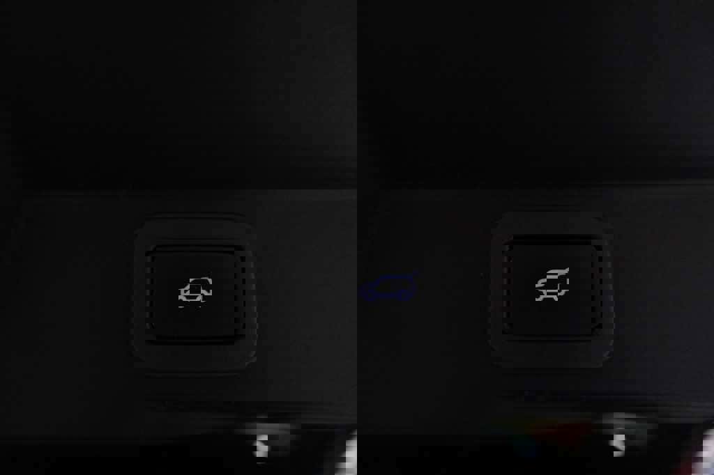 Used 2017 Land Rover Range Rover Sport HSE Dynamic image 11