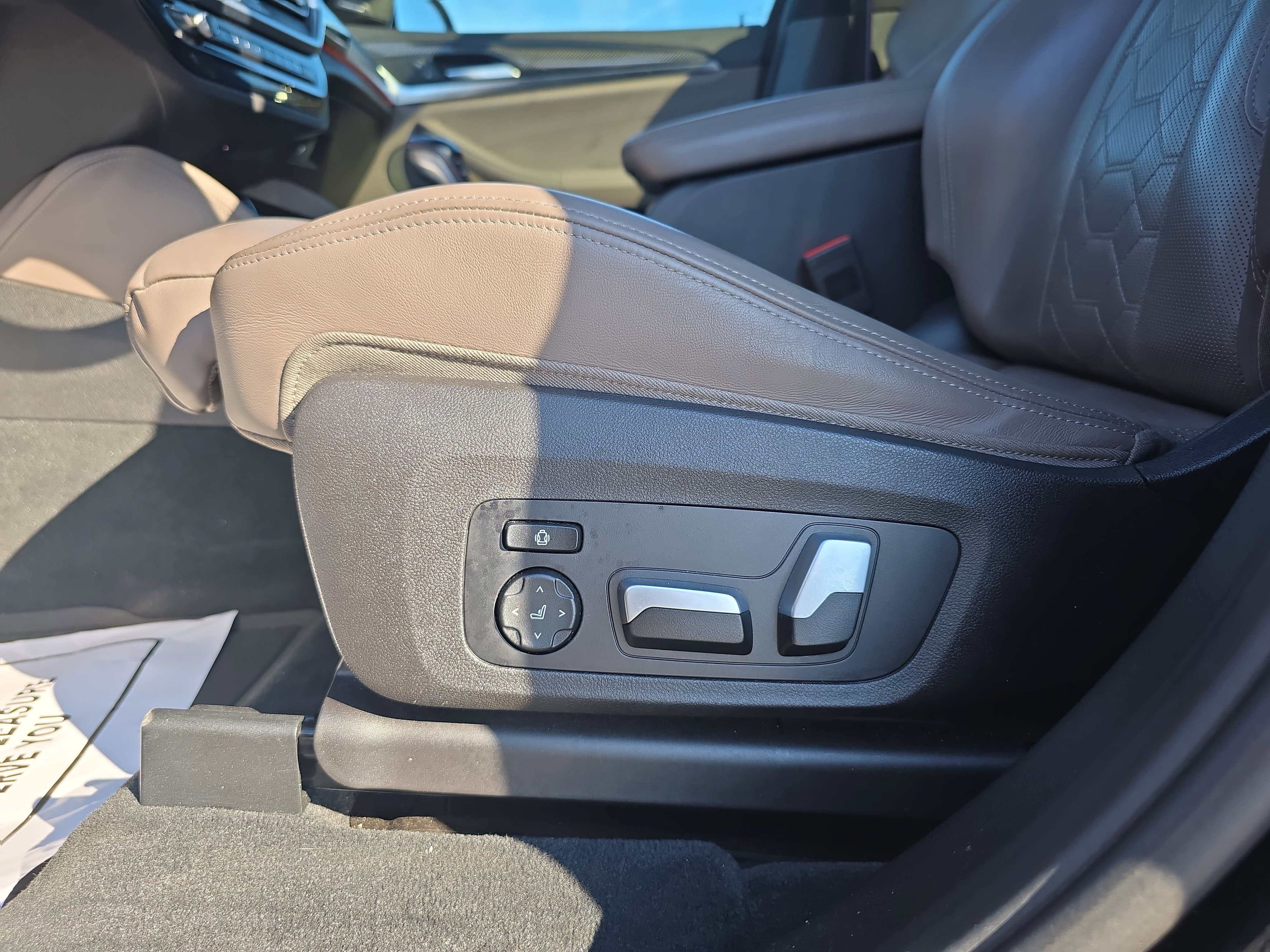 Used 2022 BMW X3 M w/ Competition Package image 28