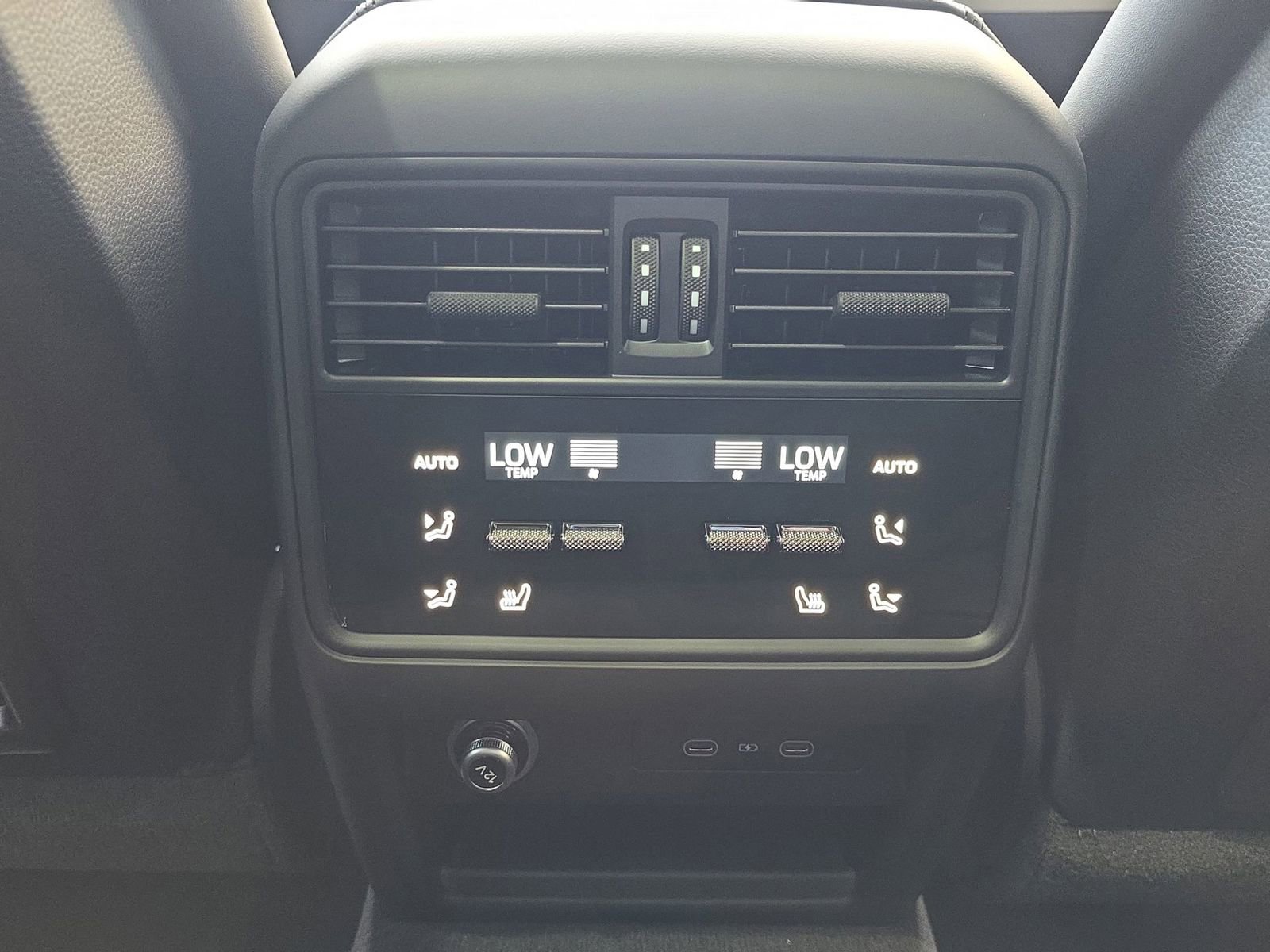 Certified 2026 Porsche Cayenne S AWD/4WD image 22