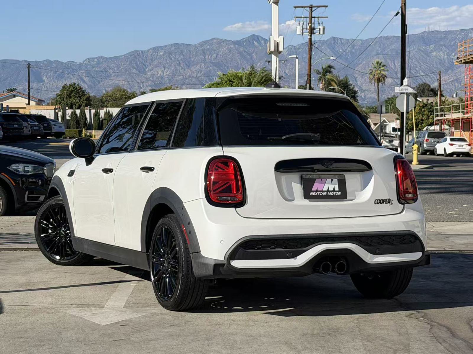 Used 2024 MINI Cooper S FWD image 5
