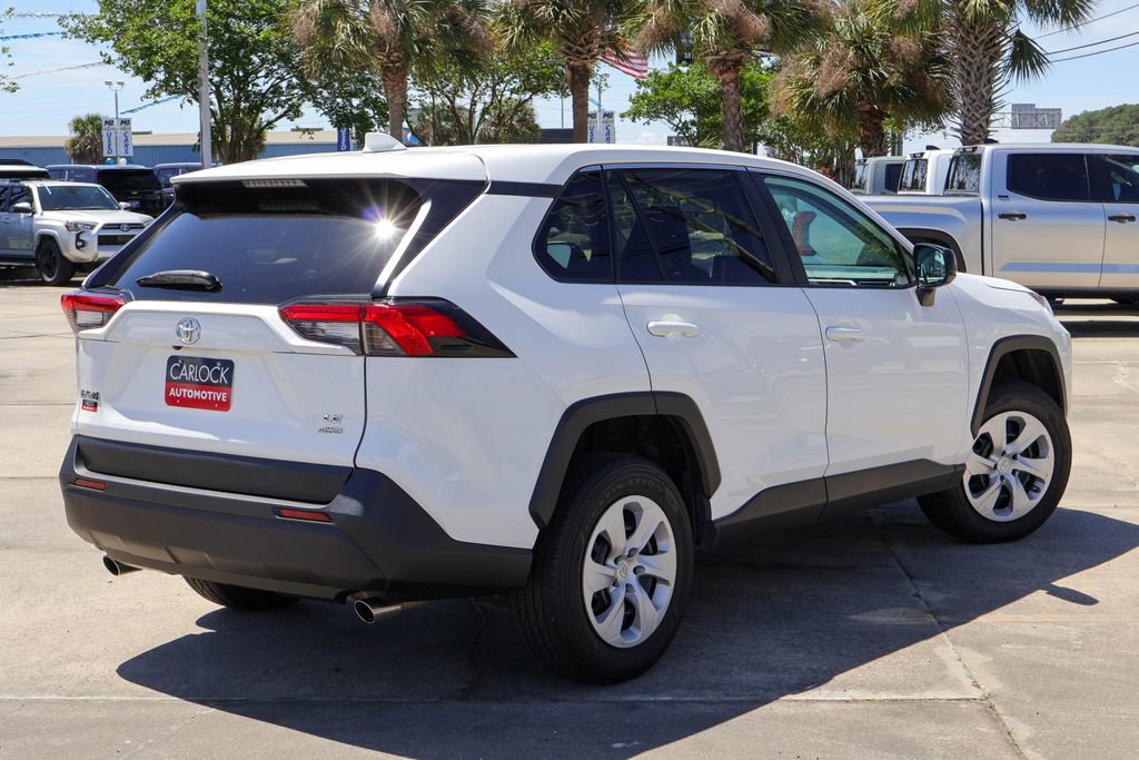 Used 2024 Toyota RAV4 LE image 2