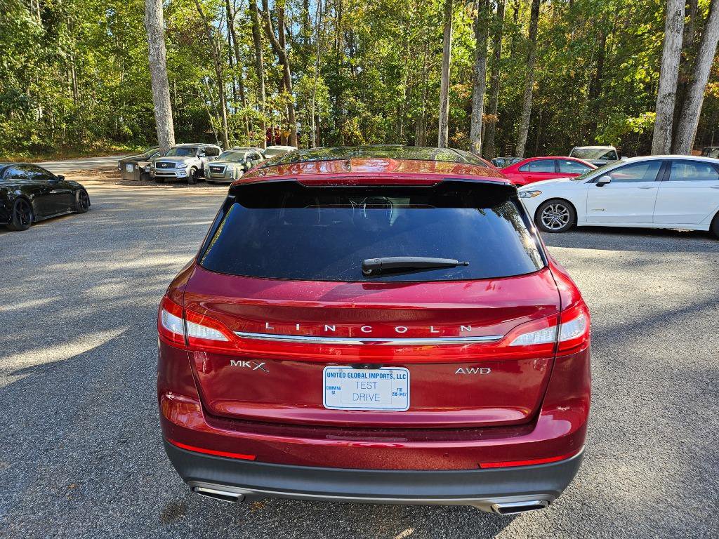 Used 2016 Lincoln MKX Reserve w/ Technology Package AWD/4WD image 14
