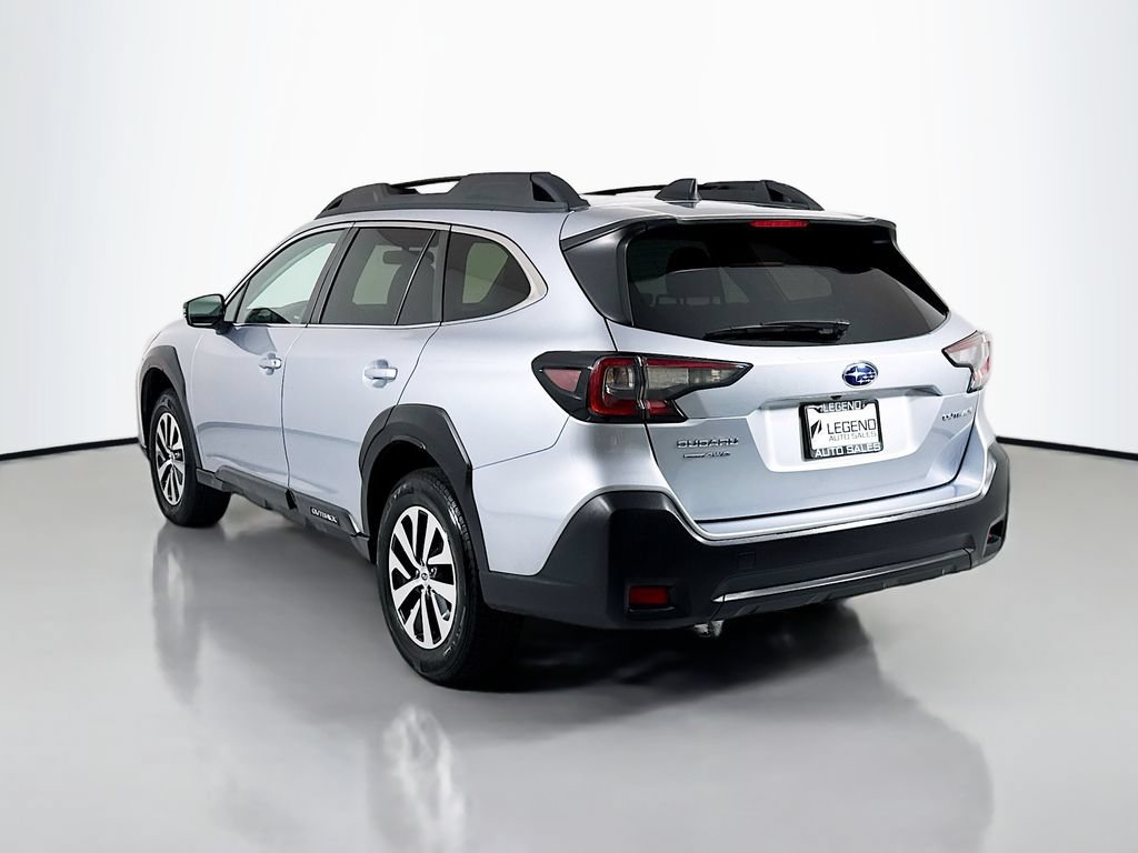 Used 2023 Subaru Outback Premium AWD/4WD image 7