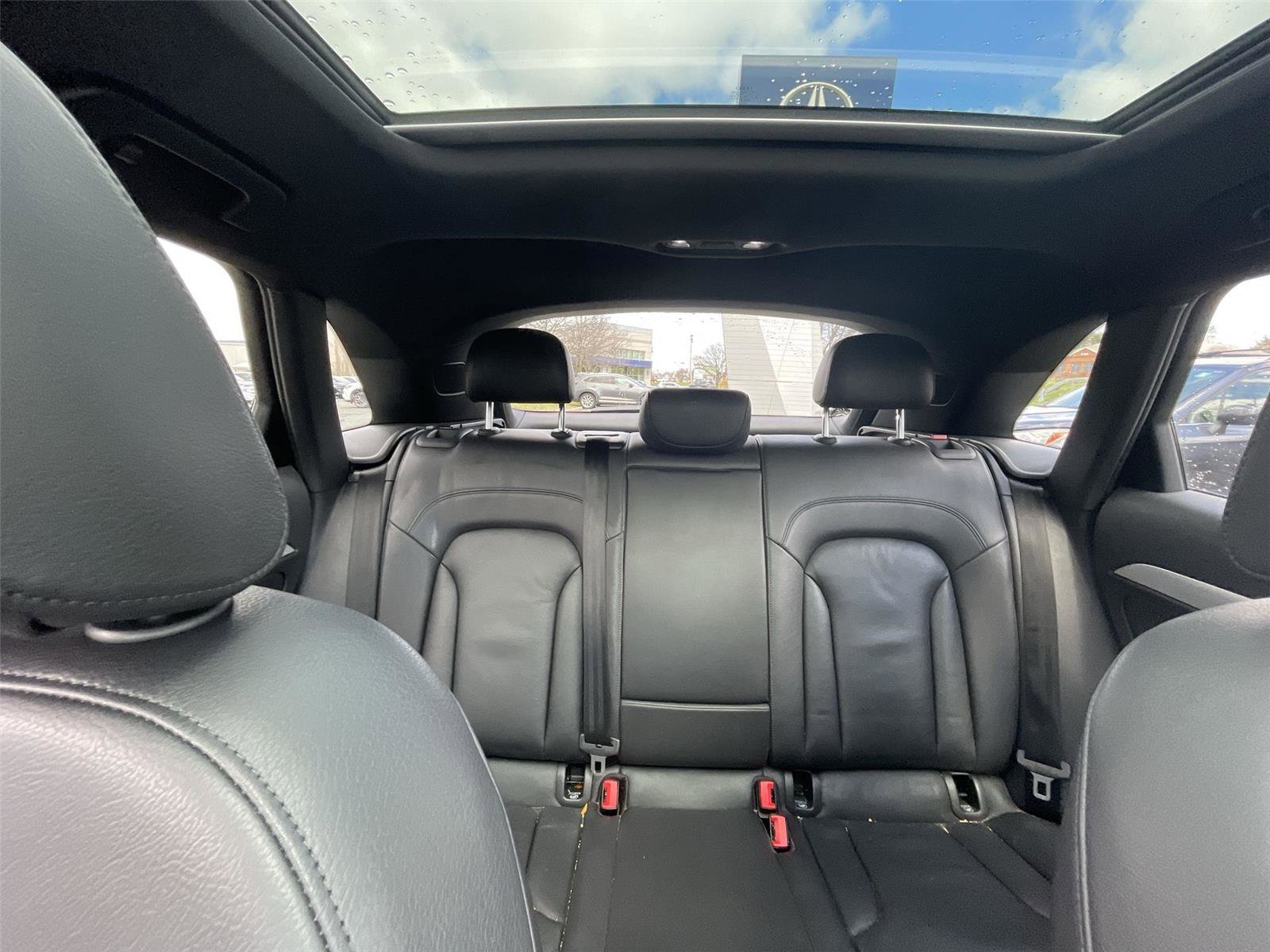 Used 2018 Audi Q3 2.0T Premium image 29