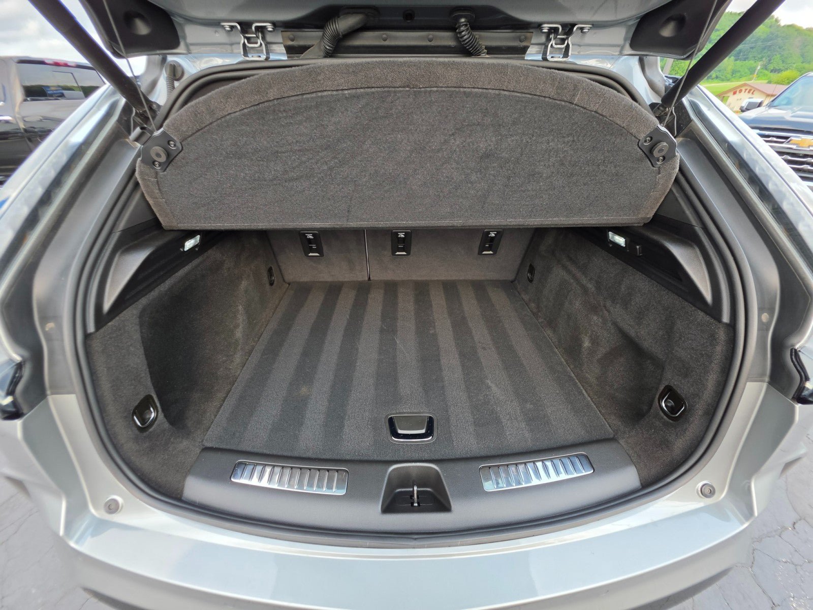Used 2024 Cadillac XT4 Sport AWD/4WD image 19