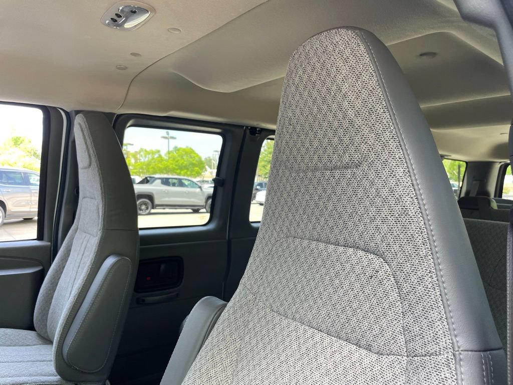 New 2026 Chevrolet Express 3500 LS RWD image 24