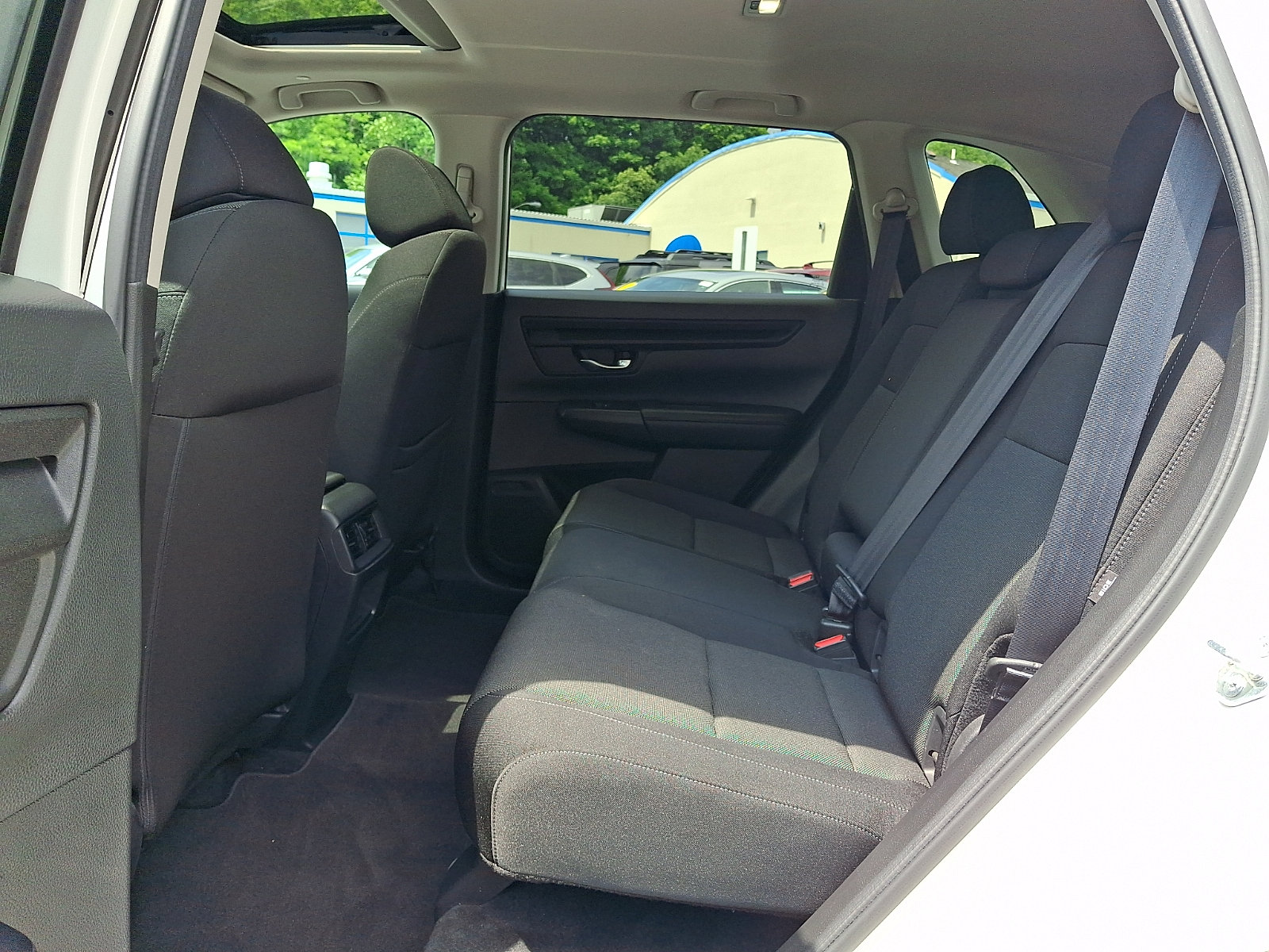 Used 2023 Honda CR-V EX image 10