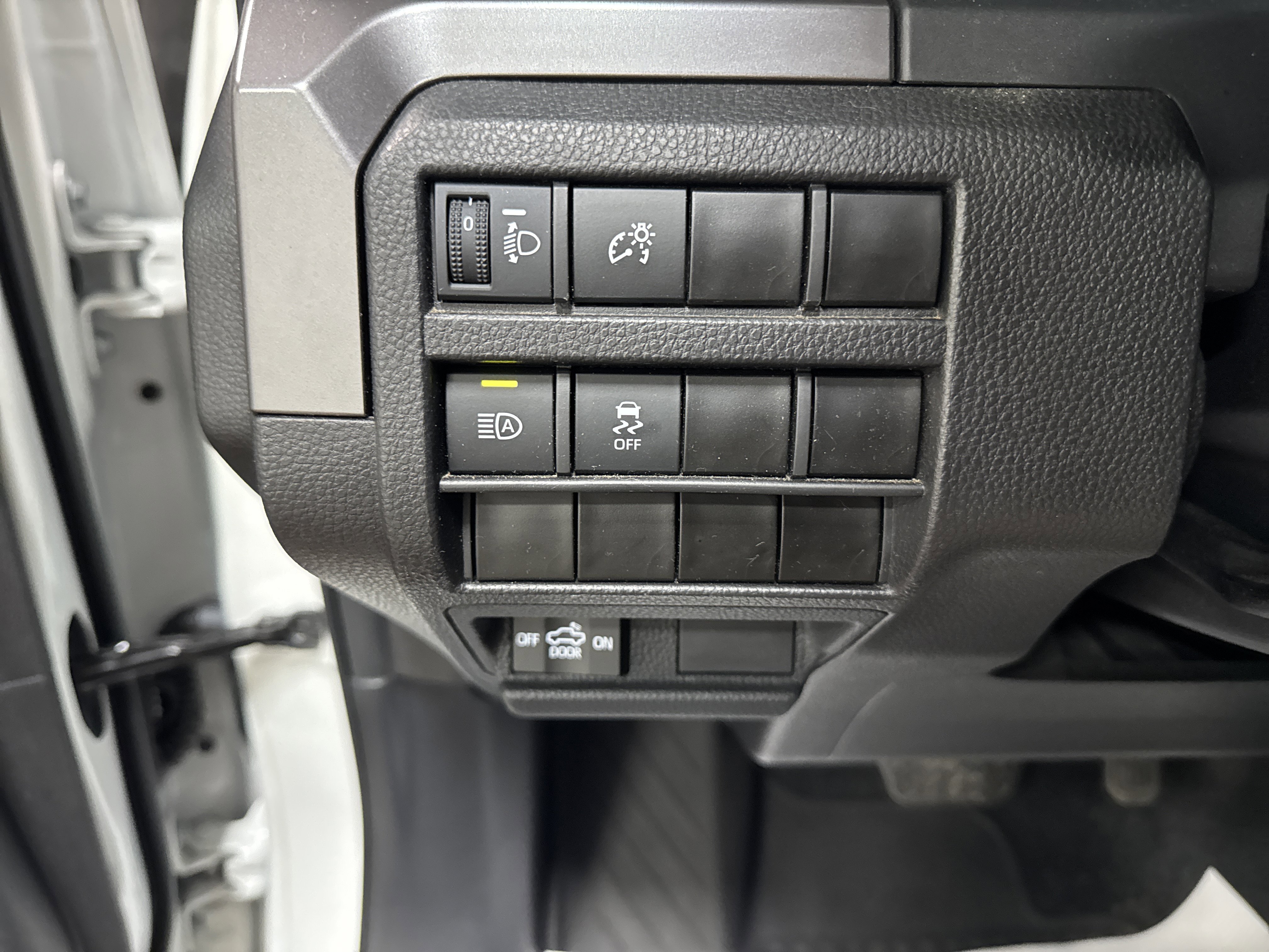 Used 2024 Toyota Tacoma SR5 image 28