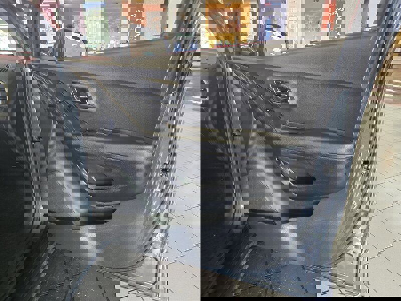 Used 2019 Chevrolet Trax LT w/ Driver Confidence Package image 12