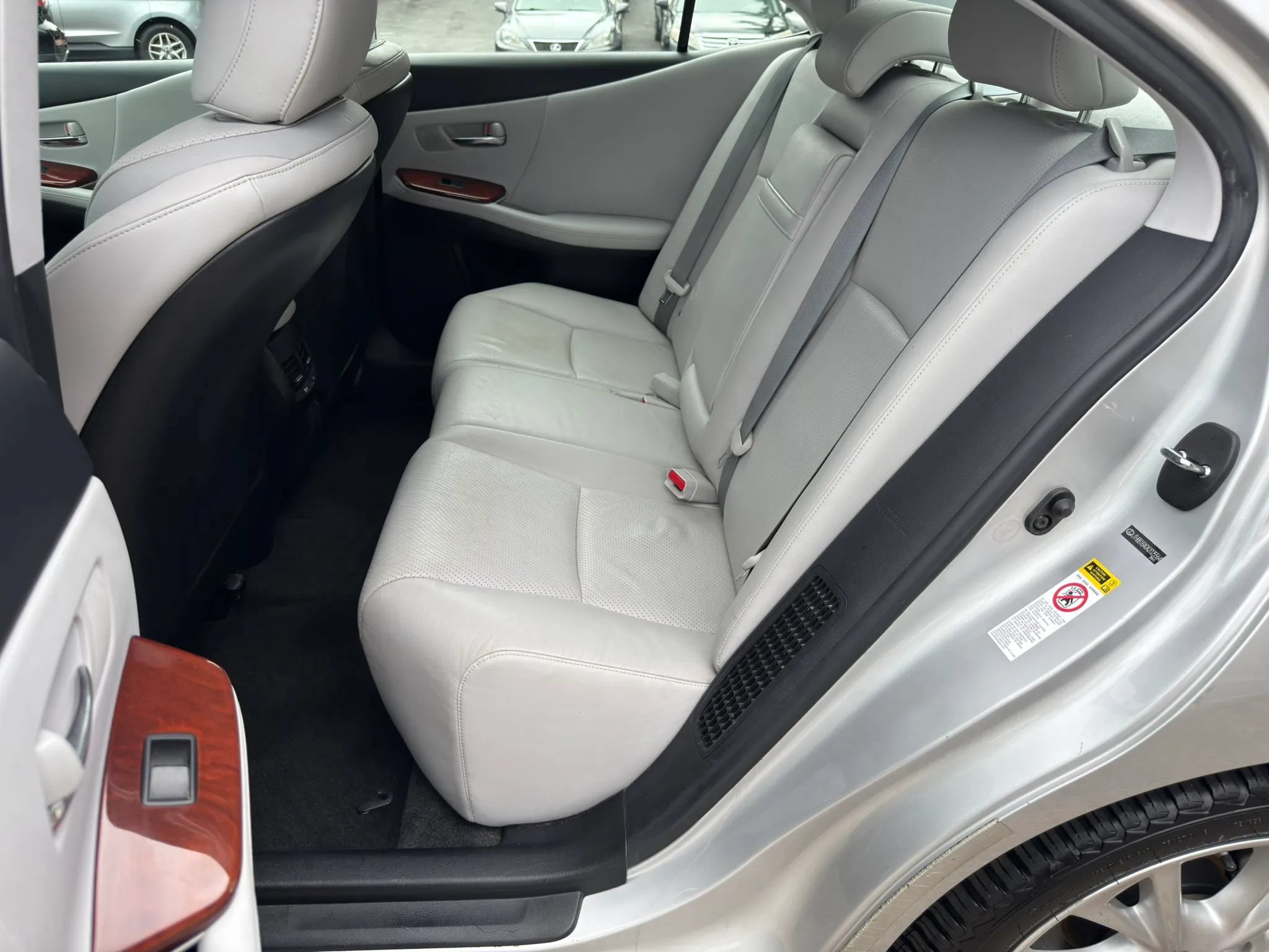 Used 2010 Lexus HS 250h Premium w/ Park Assist Pkg FWD image 36